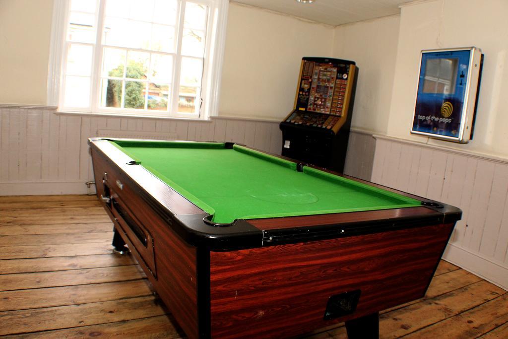 Bed and Breakfast The Crown West Haddon Esterno foto